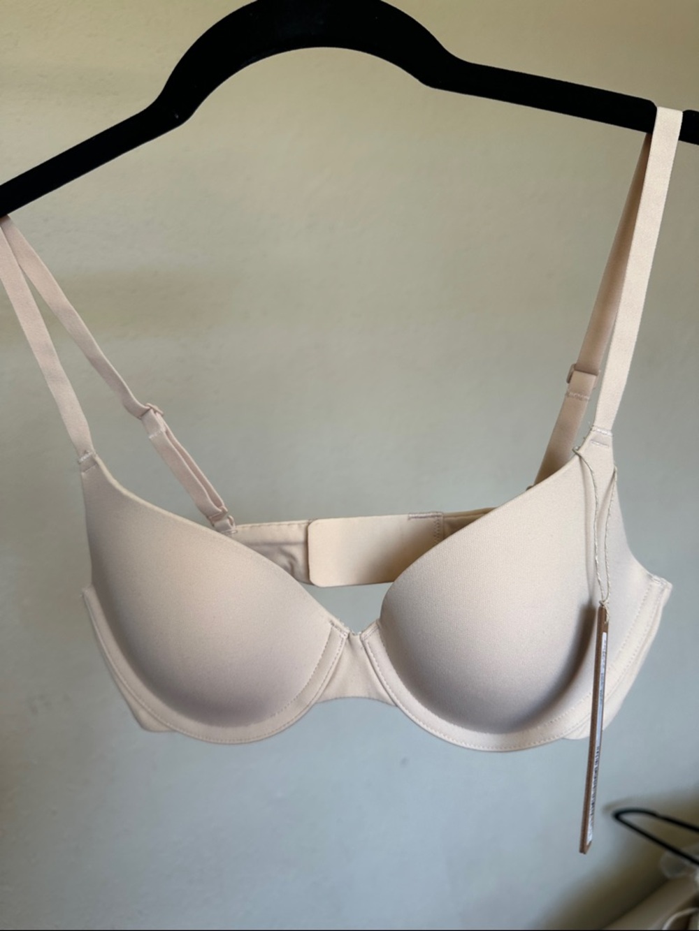 SKIMS FITS EVERYBODY T-SHIRT BRA - 2294 sand 32B